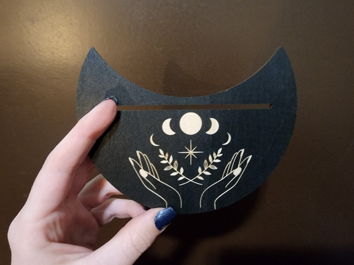 Wooden Moon-Shaped Tarot Card Stand