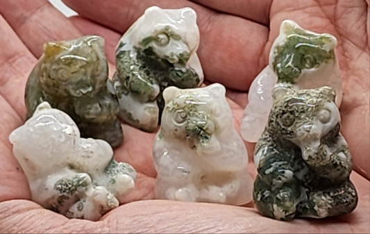 Moss Agate Bear